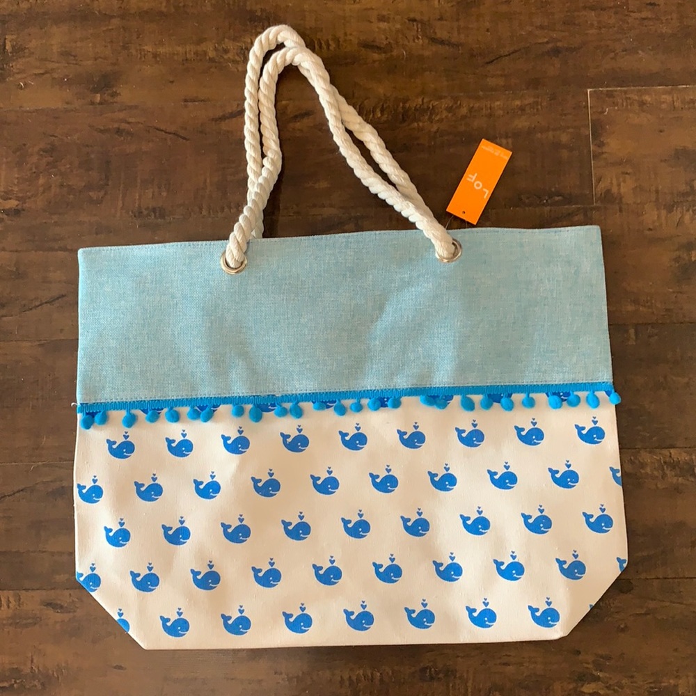 Whale tote bag with Pom Pom